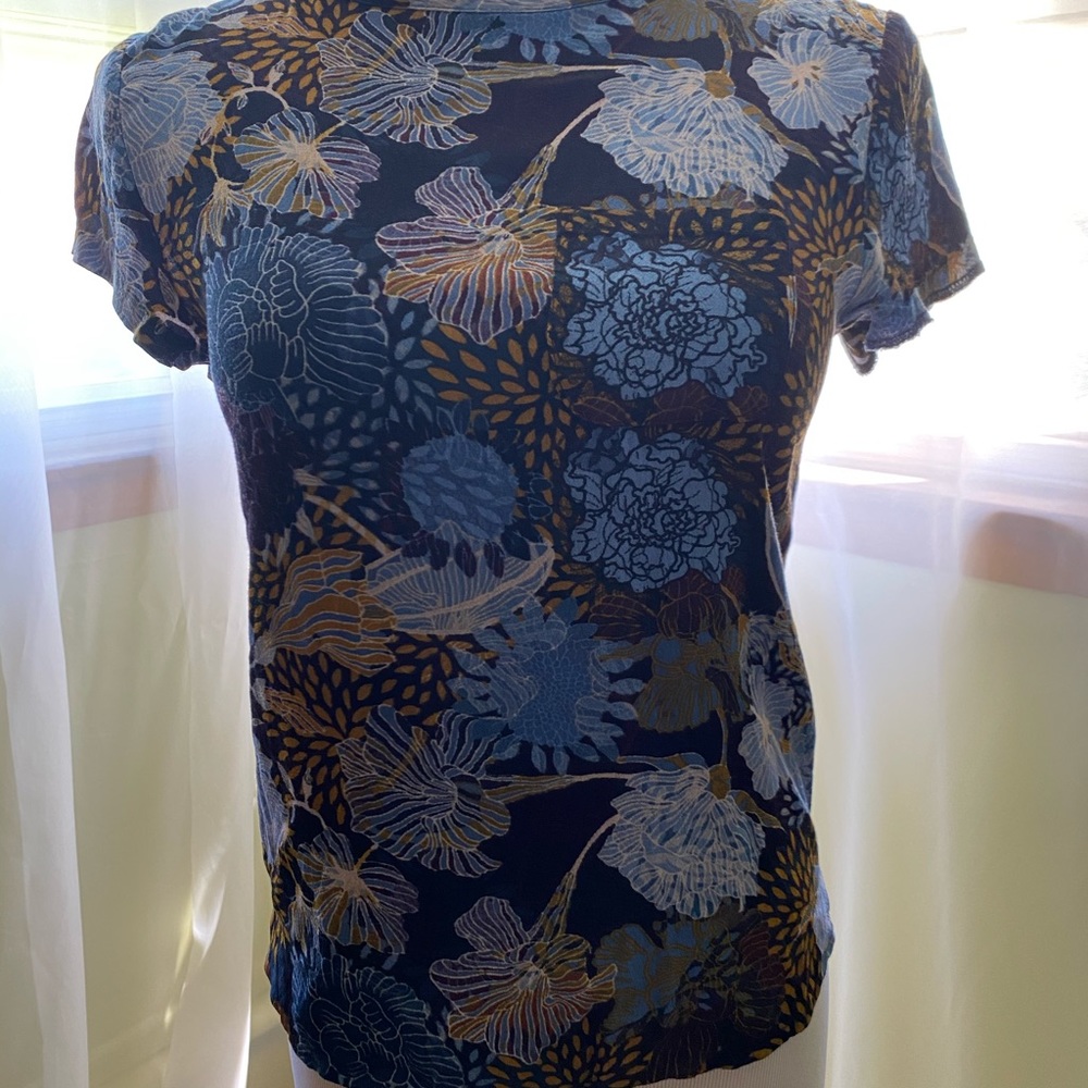 H&M Top. - Picture 2 of 7